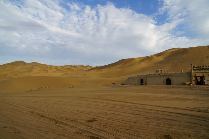感受大西北的异域风情环疆游结束,南北疆深度游北疆进入南疆