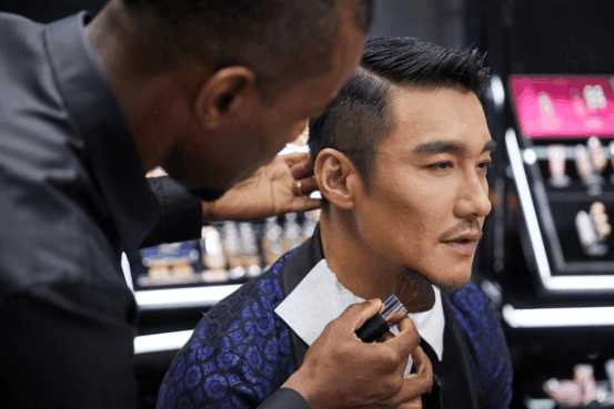 胡兵体验欧洲艺术,胡兵时尚生活记