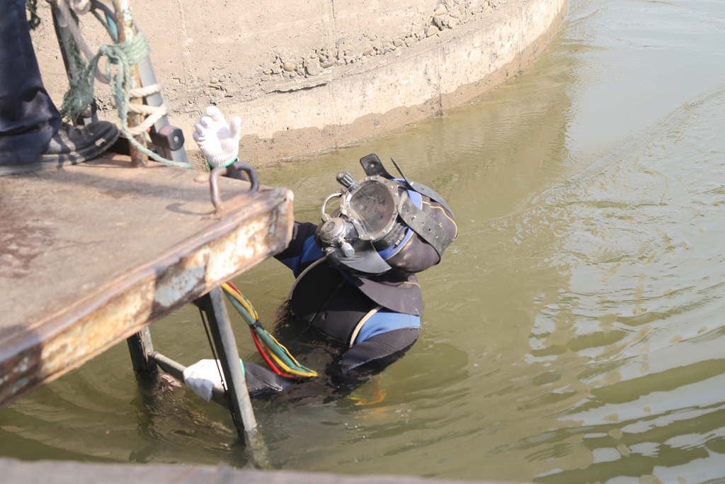 蛙人水下检测,蛙人水下视频