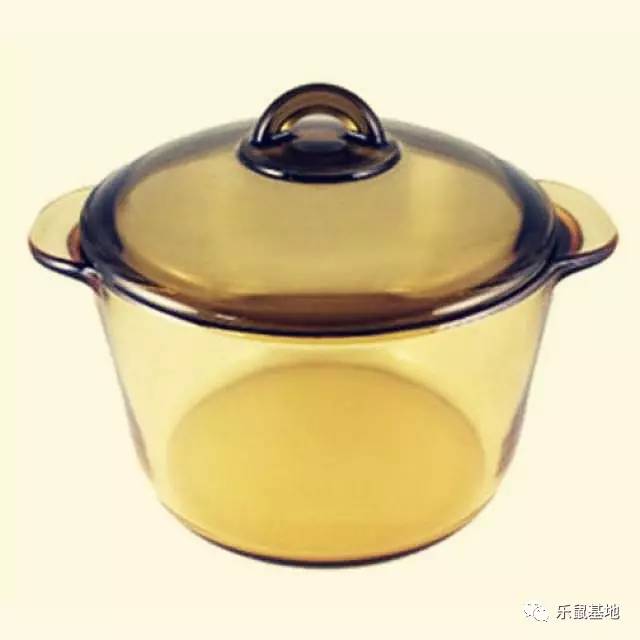 尽管经历了千百年，但你依然不能抵挡砂锅的醇香诱惑