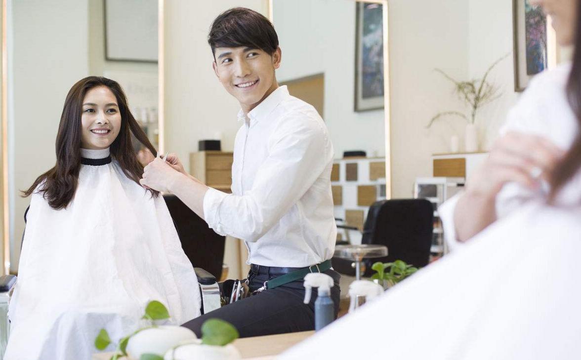 理发师号称养生治疾病，骗女子*款贷**20万办疗程，到底是什么病