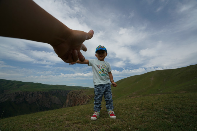 感受大西北的异域风情环疆游结束,南北疆深度游北疆进入南疆