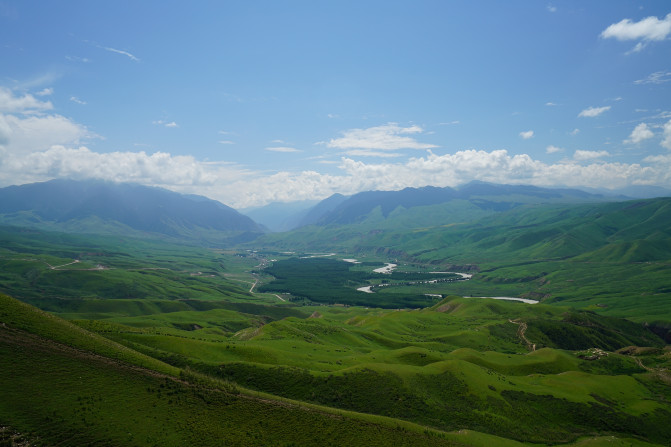 感受大西北的异域风情环疆游结束,南北疆深度游北疆进入南疆