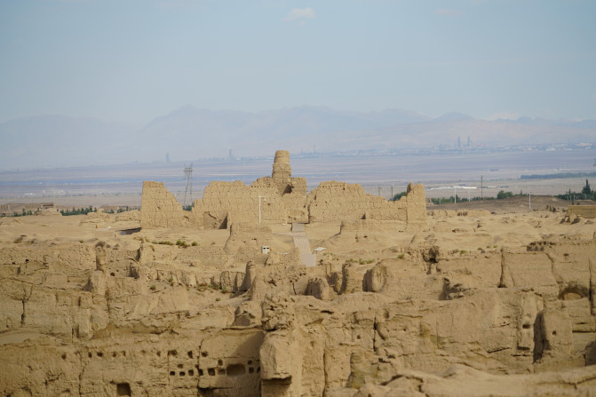 感受大西北的异域风情环疆游结束,南北疆深度游北疆进入南疆