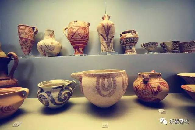 尽管经历了千百年，但你依然不能抵挡砂锅的醇香诱惑