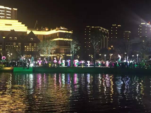 陶渊明桃花源记中的桃源,陶渊明诗中桃花源实景图片