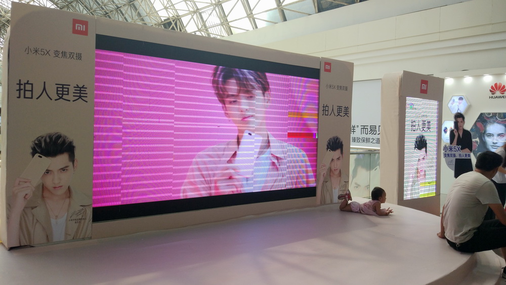 拍人清晰度高又好看的手机,小米5x拍照