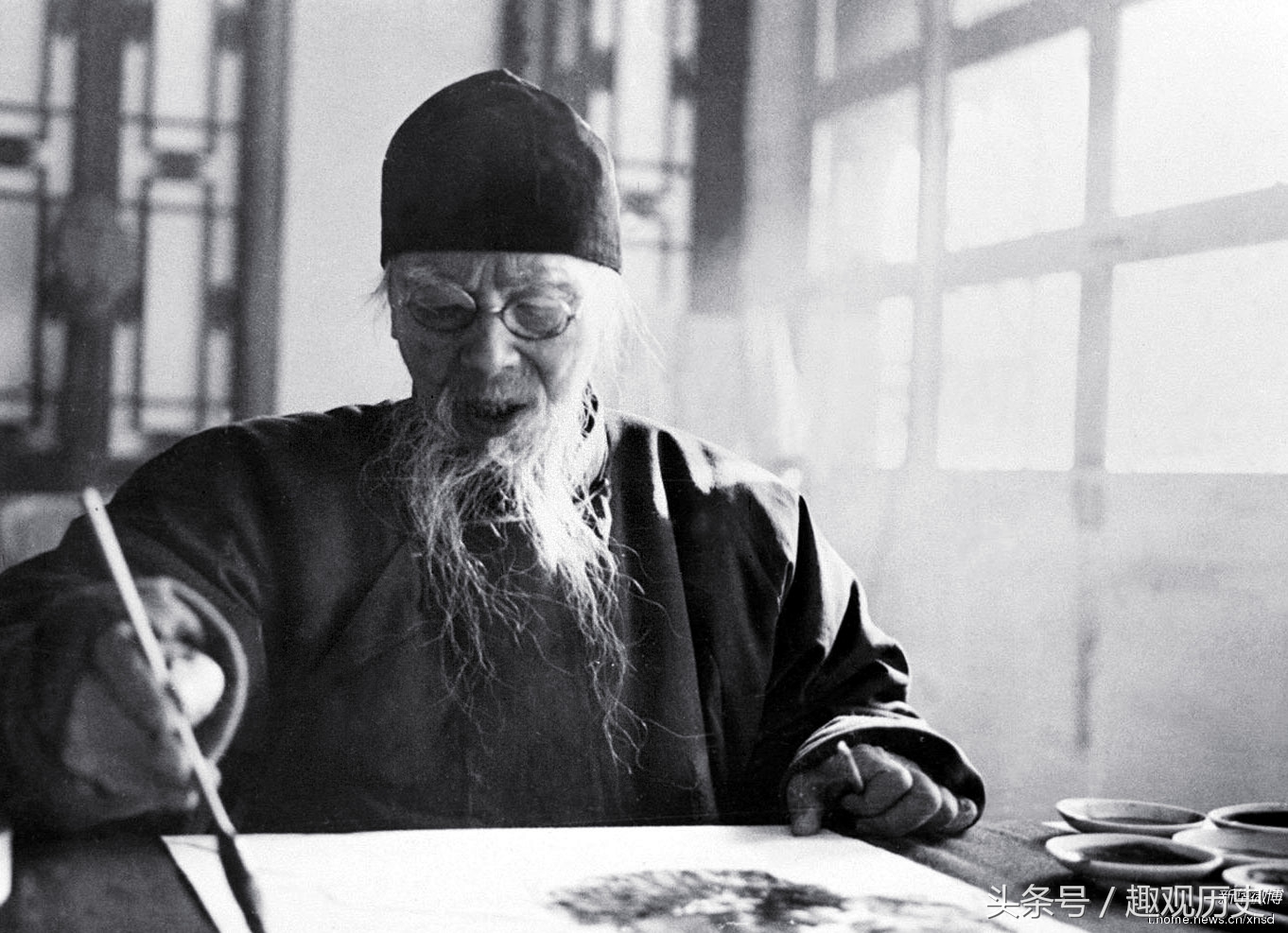 此人本是风尘女子，却以官方身份出使欧洲，齐白石还想葬在其墓旁