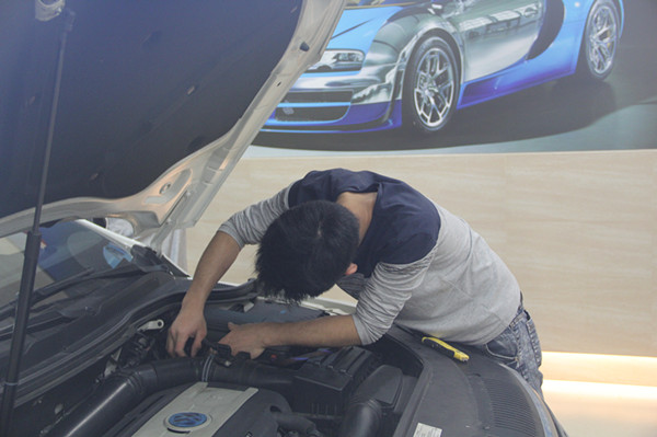 cc选装丹拿音响多少钱,大众cc怎么看是不是丹拿音响