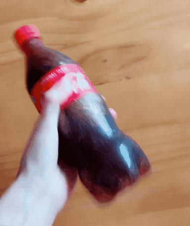 惊不惊喜！意不意外！大头朝下就能自己结冰的可乐你肯定没见过