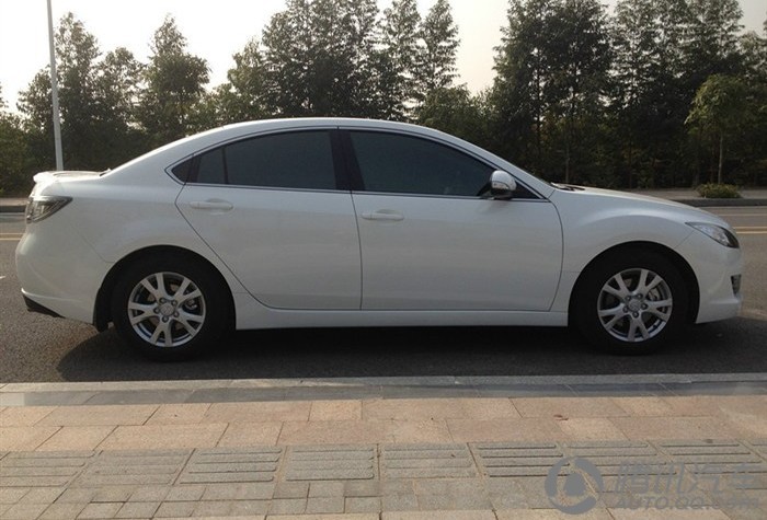 睿翼2.0精英版和豪华版有什么区别,睿翼2015款2.0精英版