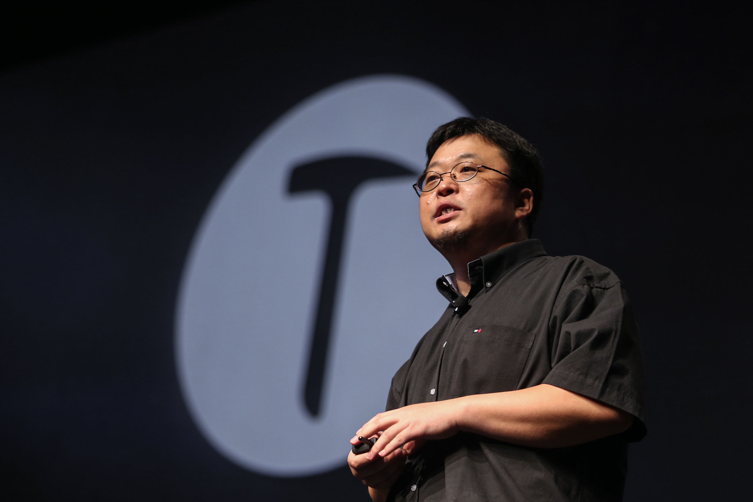 罗永浩的锤子科技能走下去吗,罗永浩锤子还有股份吗