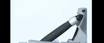 神的触手被做了出来，能够轻松吸住柱状体！