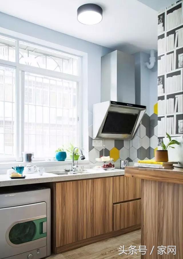 朴实无华的厨房台面,厨房大理石台面上面能够剁肉吗