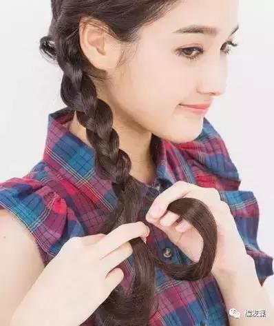 几款清新靓丽的编发教程简单气质,超温柔超简单的编发教程