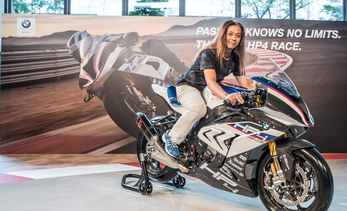 宝马摩托车hp4race民用版,限量版宝马hp4race超级摩托车