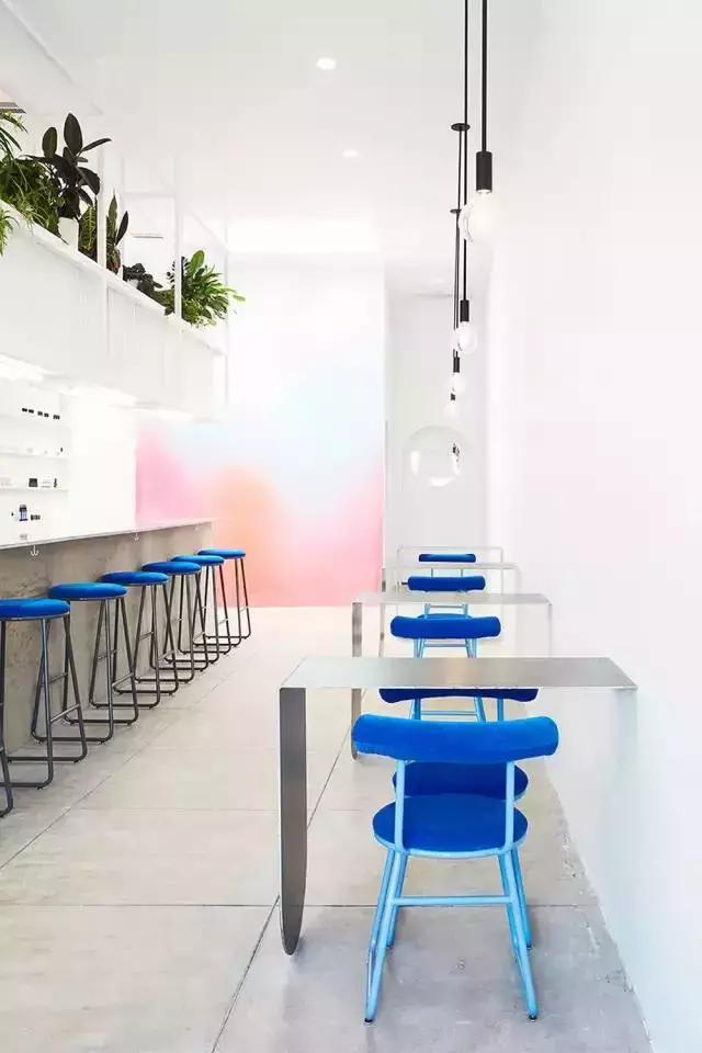 裸粉色高级感美甲磨砂,简约蕾丝美甲