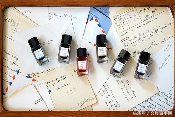 七夕单身又何妨，笔墨文具伴身旁