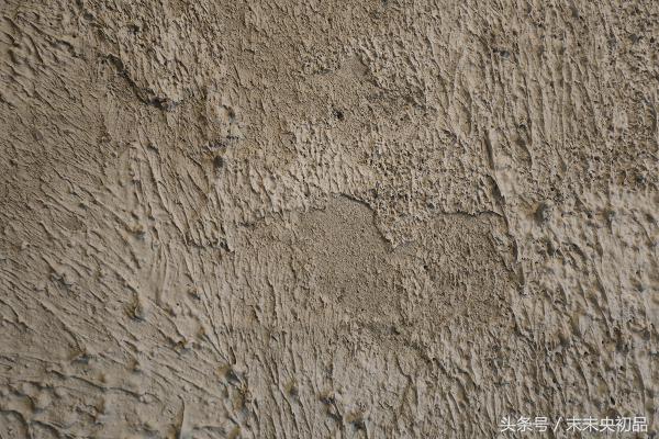 卫生间做防水后贴瓷砖为啥要空鼓,卫生间做完防水贴上砖有多厚