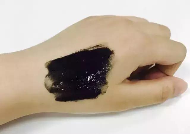 去黑头小妙招你的黑头有救了,别挤了教你去黑头的正确方法