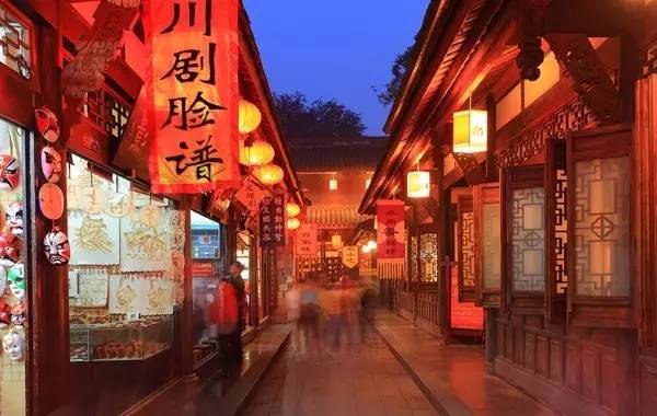 一年两次旅游你会去哪里,如果你去旅游你打算去哪里带什么