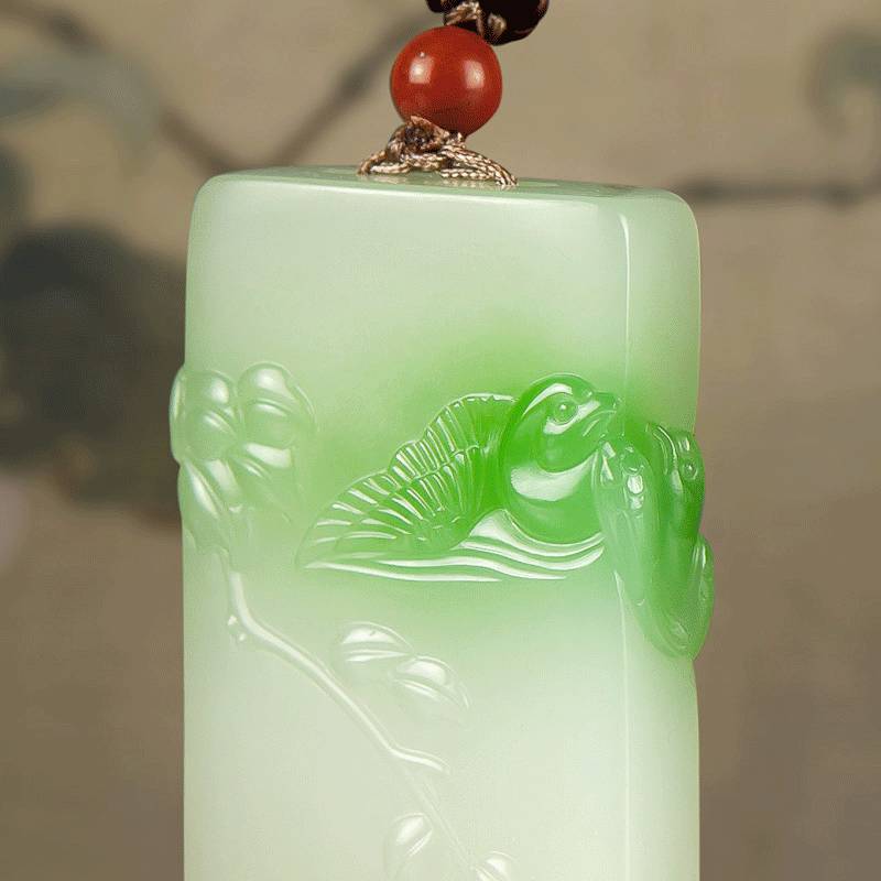 如何判断假翠青和田玉,精品翠青玉石造假