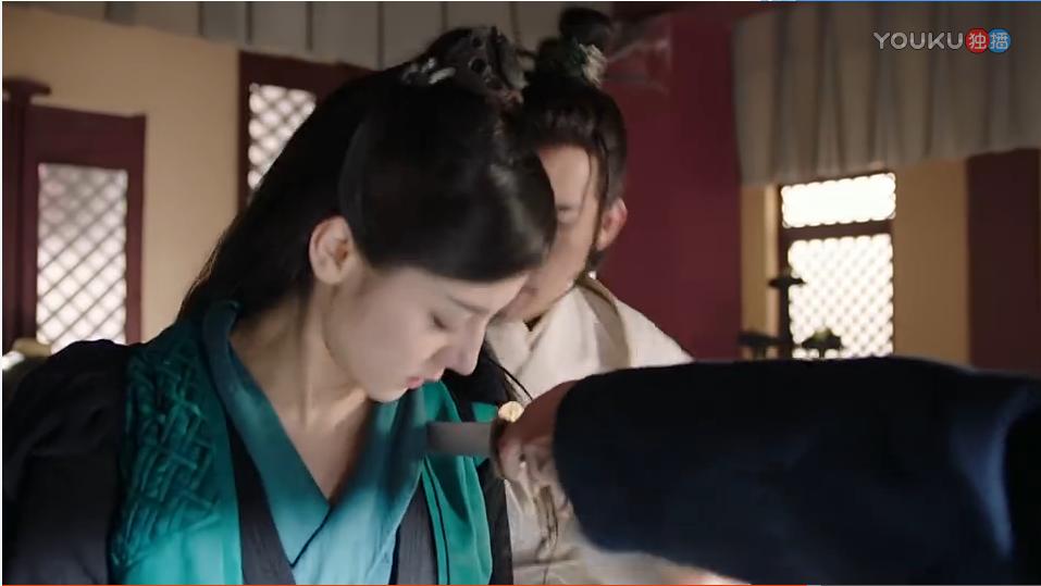 《丽姬传》史上最帅嬴政上线，第二集就把女主角迪丽热巴给睡了！