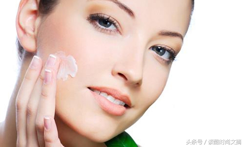 防止脸部暗黄的手法,干燥暗黄脸