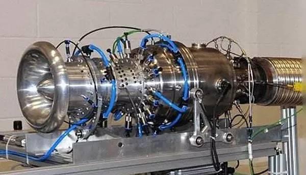 飞机引擎能推动汽车吗,飞机引擎难还是汽车引擎难