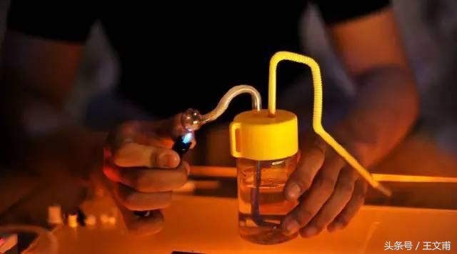 姣掑啺妫掔殑鍗卞,姣掑搧鍐扮殑鍗卞