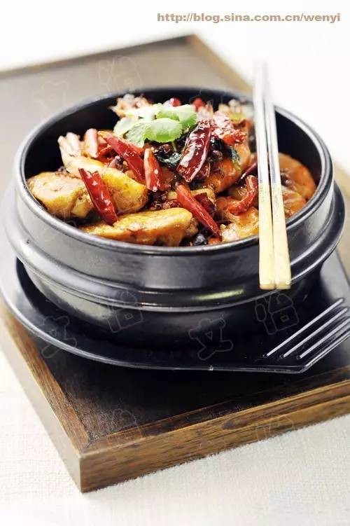 做麻辣烤鱼火锅料怎么做,烤鱼家常做法黄豆酱加火锅底料