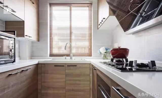 朴实无华的厨房台面,厨房大理石台面上面能够剁肉吗