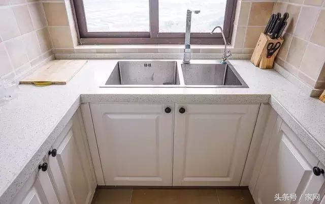 朴实无华的厨房台面,厨房大理石台面上面能够剁肉吗