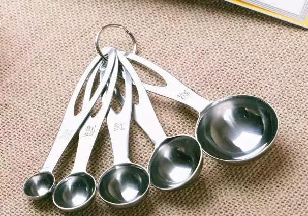 烘焙入门必备十大工具,烘焙新手入门必备工具