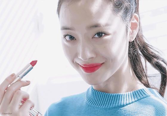 深唇色大牌口红推荐,深唇色合适的大牌口红