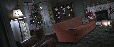 图解电影《招魂2》｜恶鬼折磨萝莉的一百种方法，被吓到漏尿