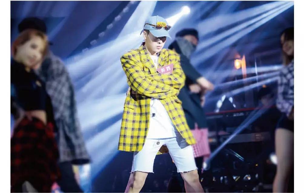 youngg养鸡参加过什么节目,youngg养鸡现场