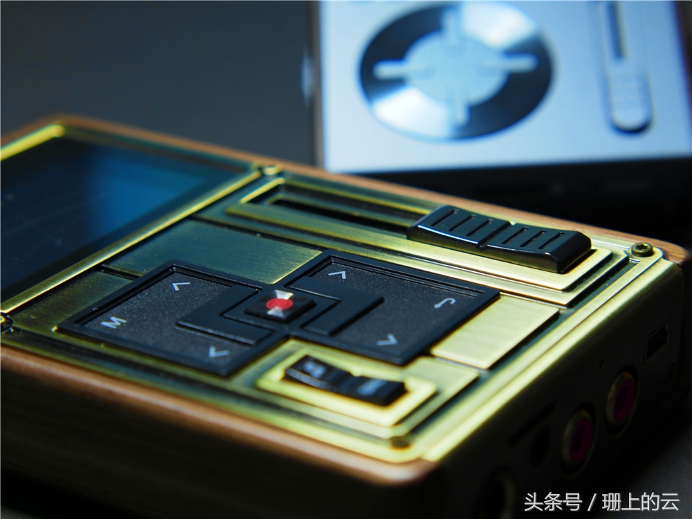 七彩虹c4与c10,七彩虹c10对比c200