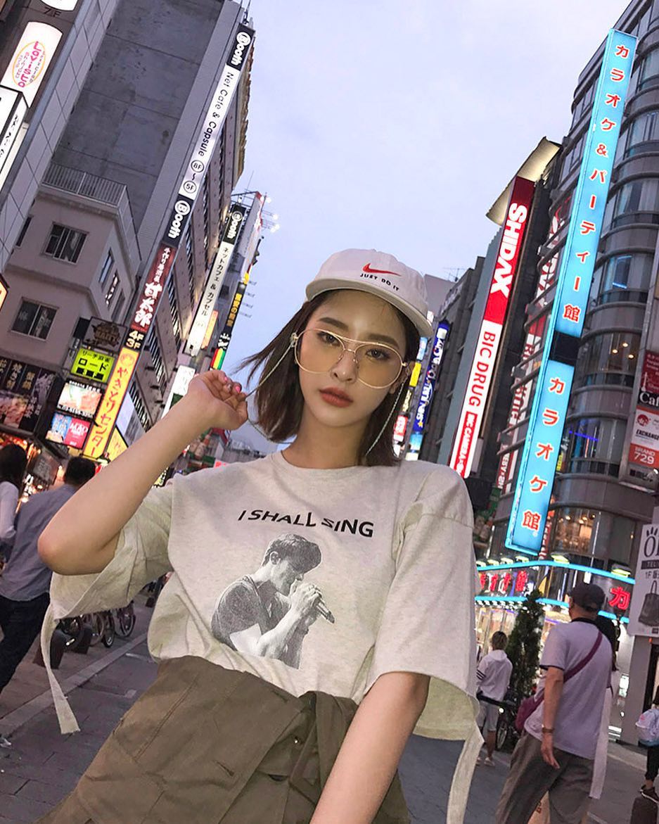 日韩美女衣服穿搭,日韩女生服装