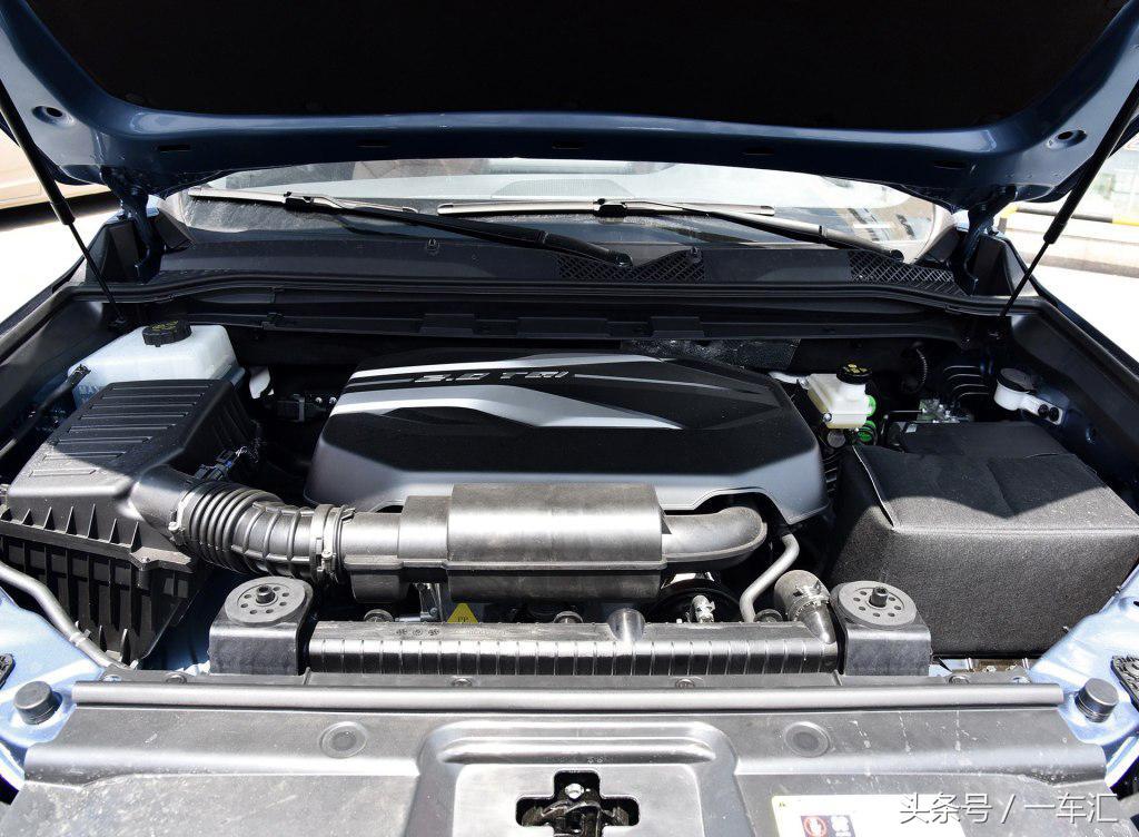 面对这车长城不淡定了：就是皮卡换个壳，谁给的胆卖20多万！