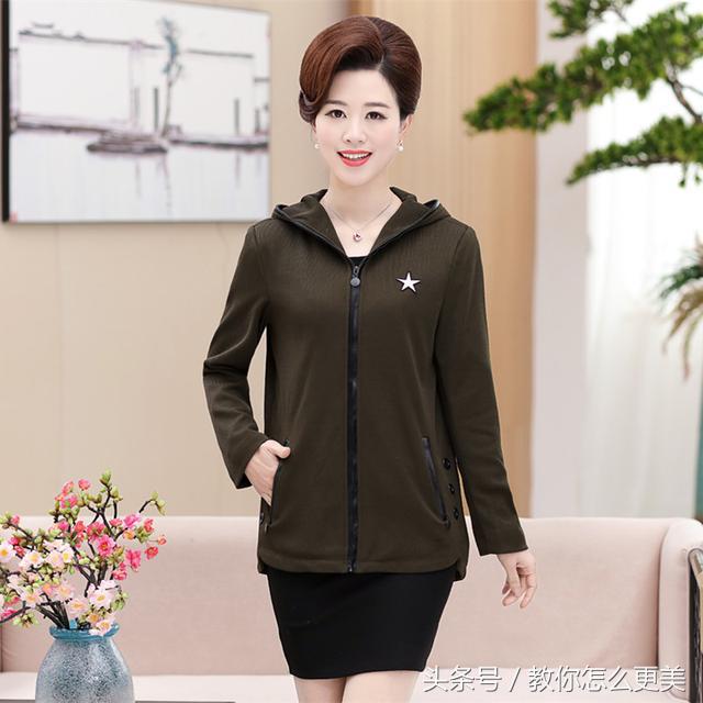 中年人穿什么款式的外套好看,啥样衣服合适中年人秋季外套