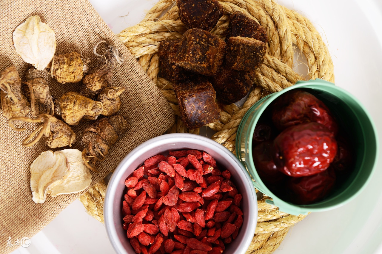气血不足吃什么食疗最有效,气血不足的女人食补吃什么