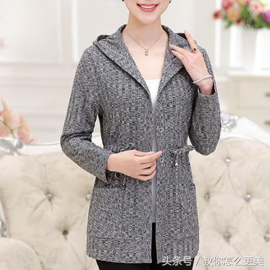 中年人穿什么款式的外套好看,啥样衣服合适中年人秋季外套