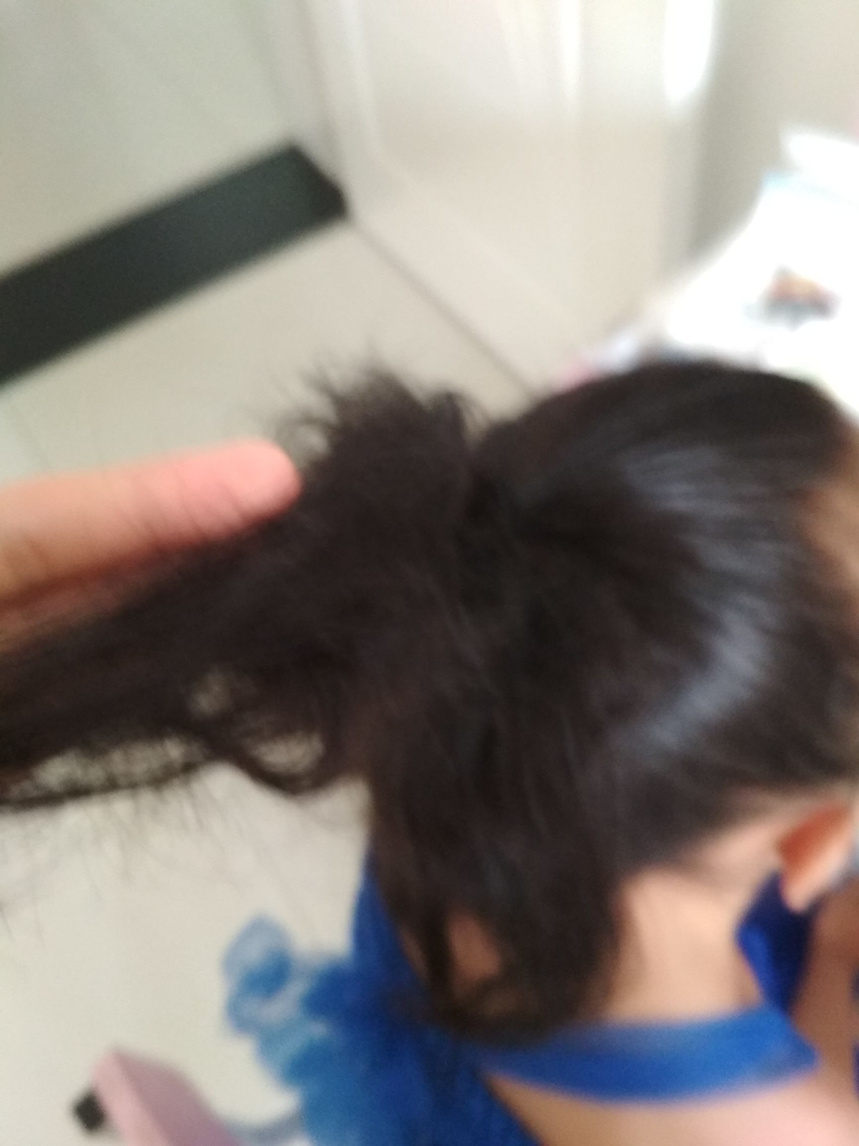 兔耳立体蝴蝶结发型,带有小狐狸耳朵的超简单发型