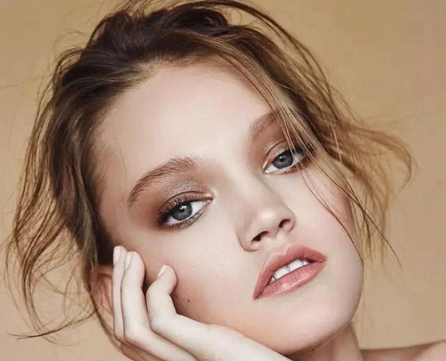 从朋克妆到野生眉，舒淇《侠盗》换“四张脸”！