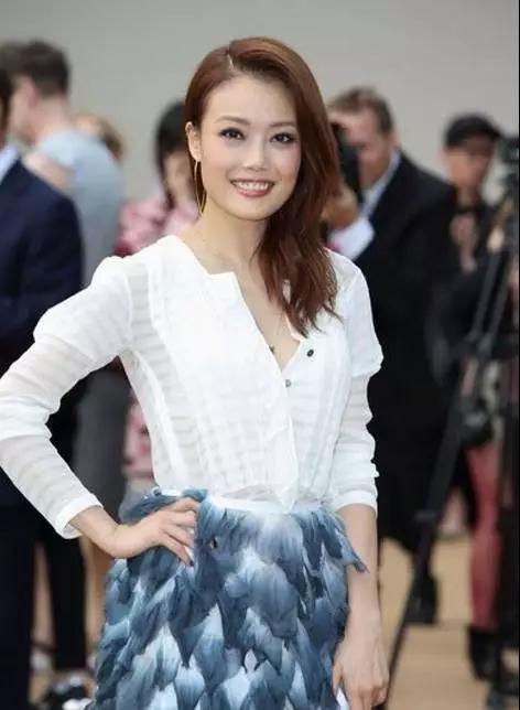 脸型扁平要刘海还是不要刘海好,空气刘海加八字刘海合适什么脸型