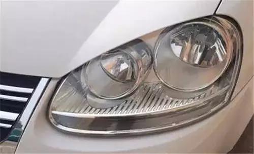 远光换氙气灯泡近光用卤素能够吗,远光灯卤素和氙气的差别