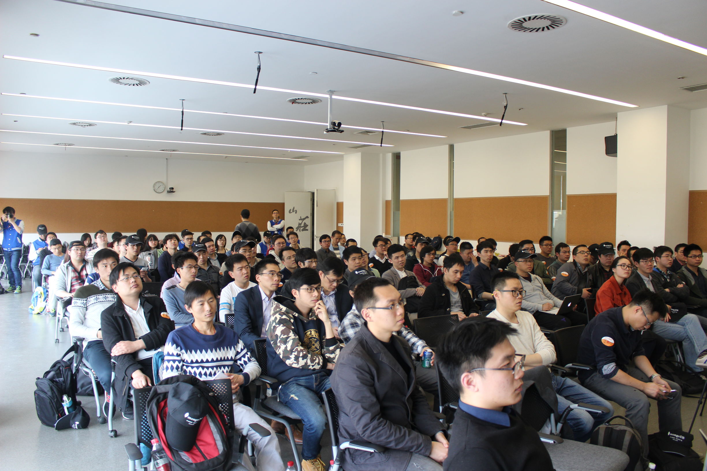 MongoDB干货集合：优势、限制和选型建议，在高德的实践