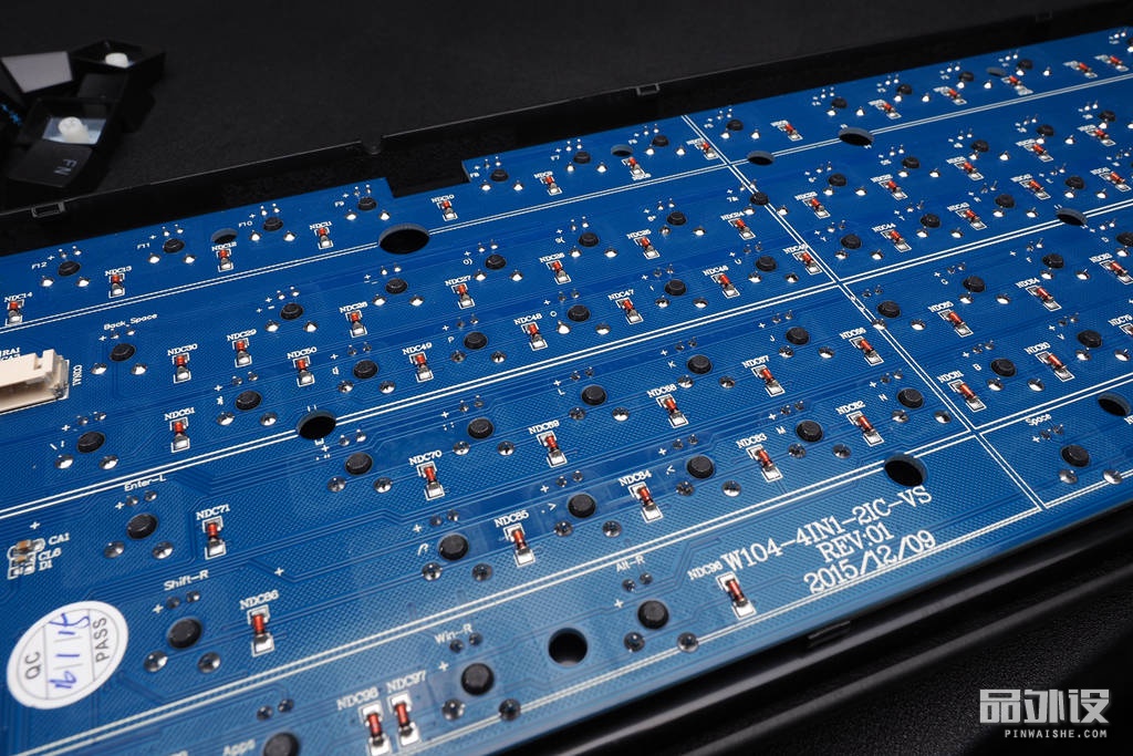 凯酷104机械键盘图片,凯酷87机械键盘荣耀版