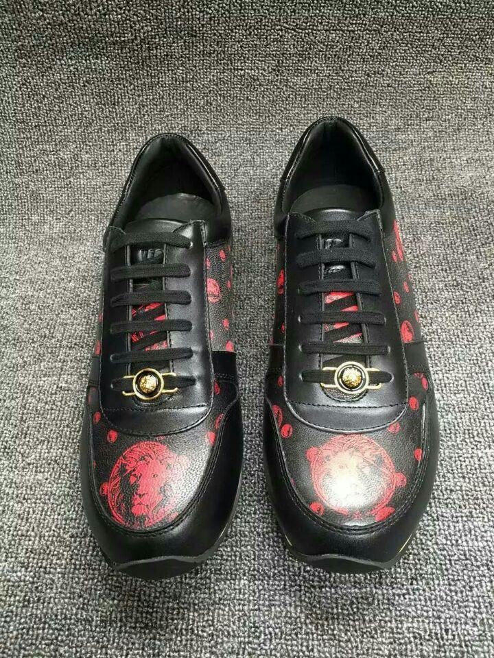 皮带范思哲贵还是gucci贵 (范思哲皮带合适正装还是休闲装)